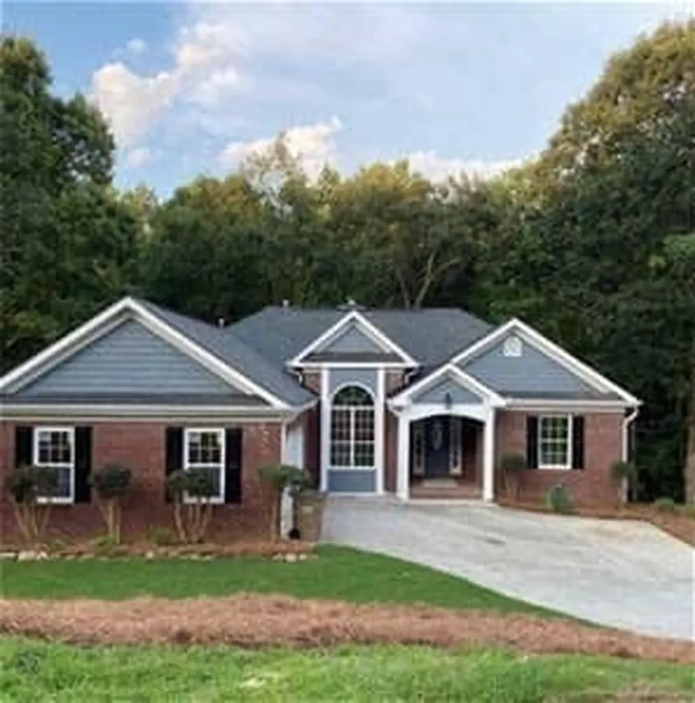 6471 Ivy Springs Drive Flowery Branch GA 30542