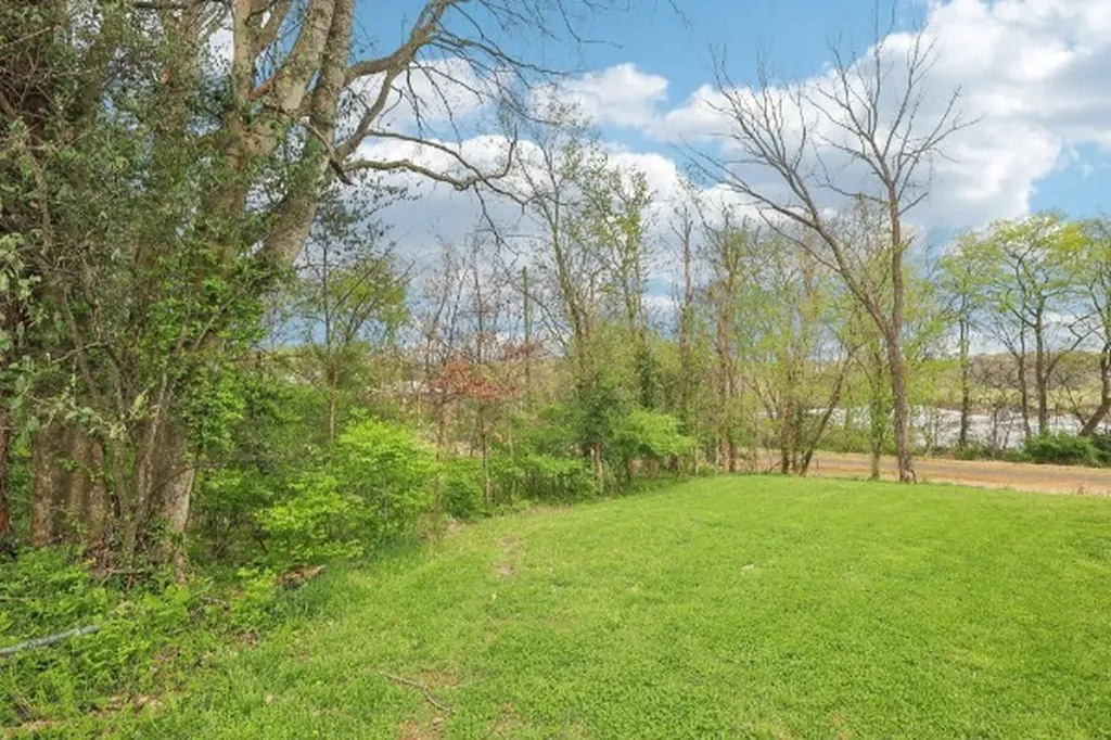 138 Blackman Street Clarksville TN 37040