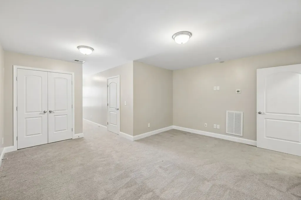 216 Meandering Drive Lebanon TN 37090