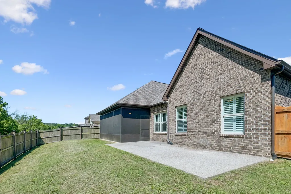 216 Meandering Drive Lebanon TN 37090