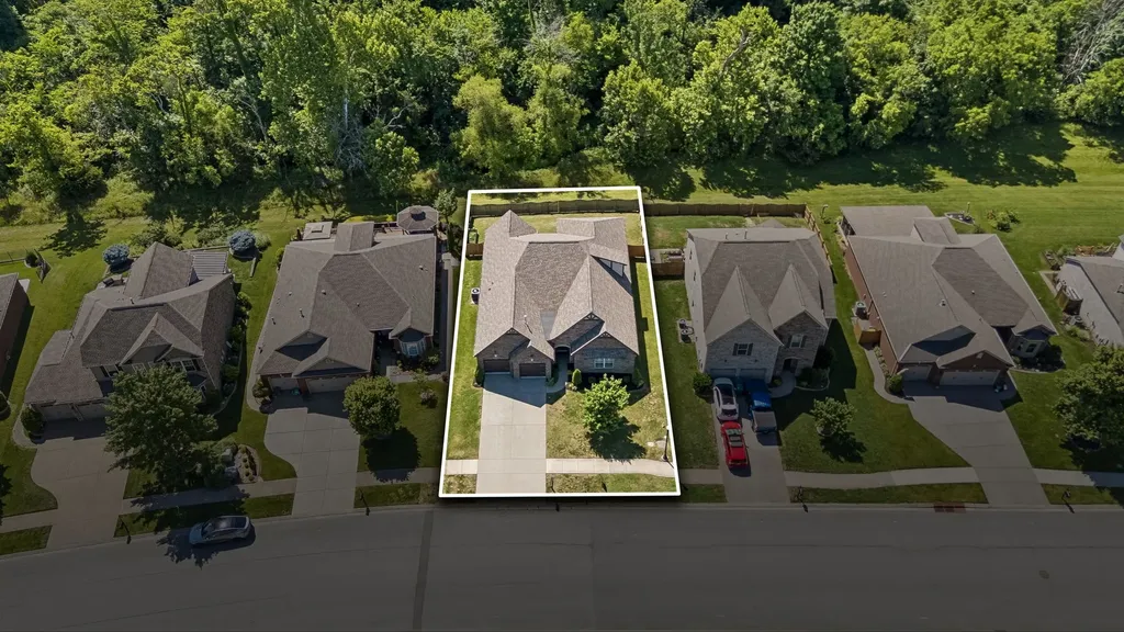 216 Meandering Drive Lebanon TN 37090