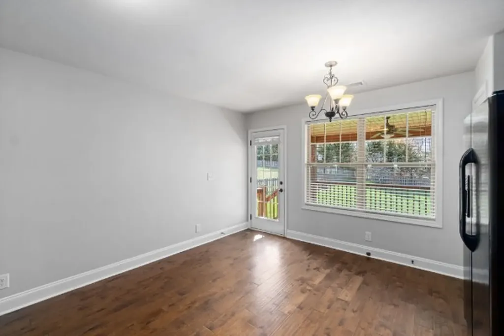 1126 Garrettsburg Road Clarksville TN 37042