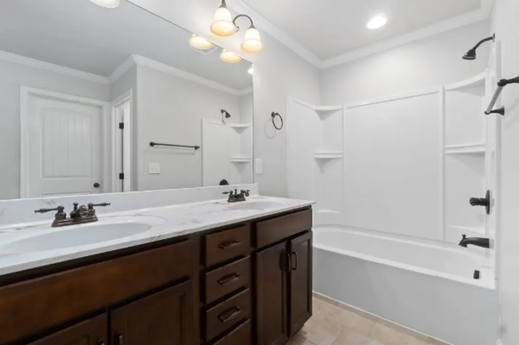1126 Garrettsburg Road Clarksville TN 37042