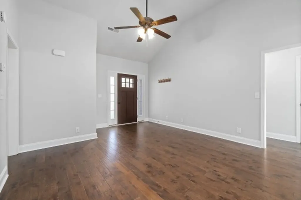 1126 Garrettsburg Road Clarksville TN 37042