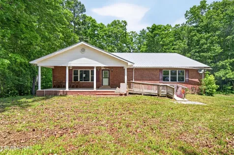 1161 Charlie Doss Road Jamestown TN 38556