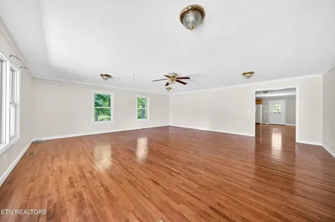 1161 Charlie Doss Road Jamestown TN 38556