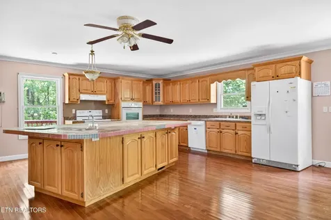 1161 Charlie Doss Road Jamestown TN 38556