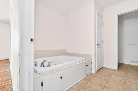 1161 Charlie Doss Road Jamestown TN 38556