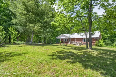 1161 Charlie Doss Road Jamestown TN 38556