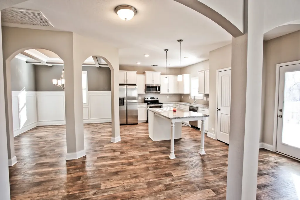 1076 Black Oak Circle Clarksville TN 37042