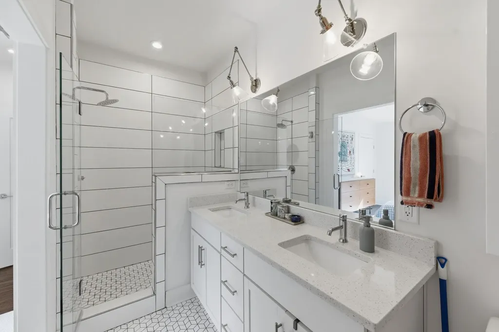 647 Nashua Lane Nashville TN 37209