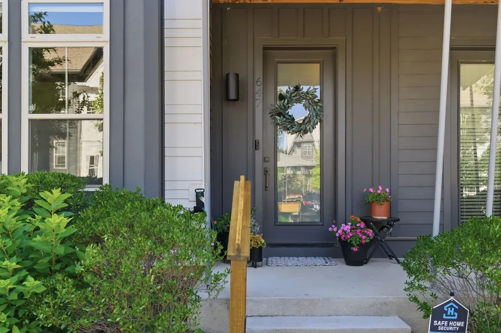 647 Nashua Lane Nashville TN 37209