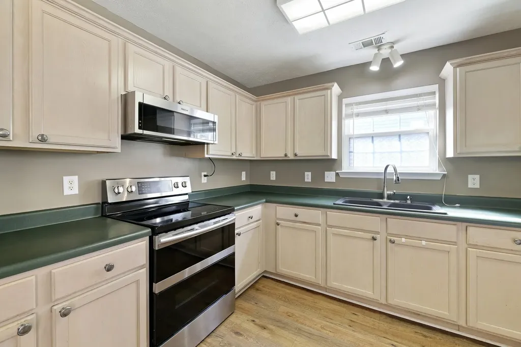 800 Thomas Bay Court Antioch TN 37013