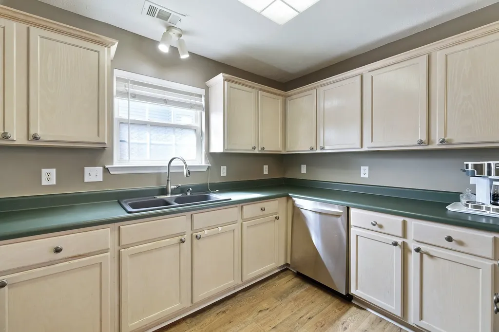 800 Thomas Bay Court Antioch TN 37013