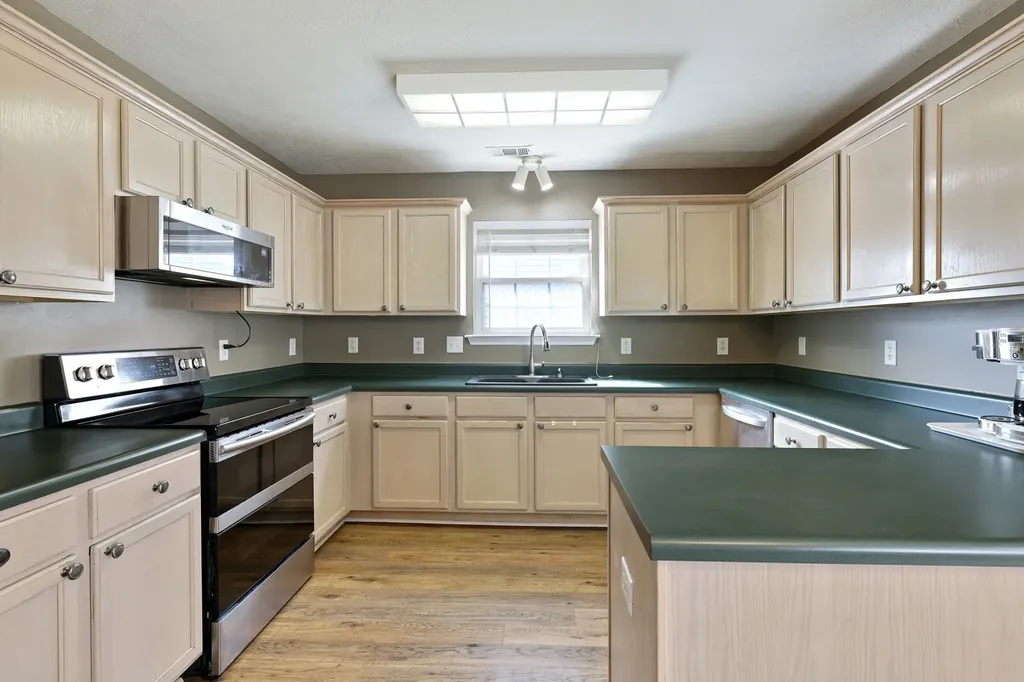 800 Thomas Bay Court Antioch TN 37013