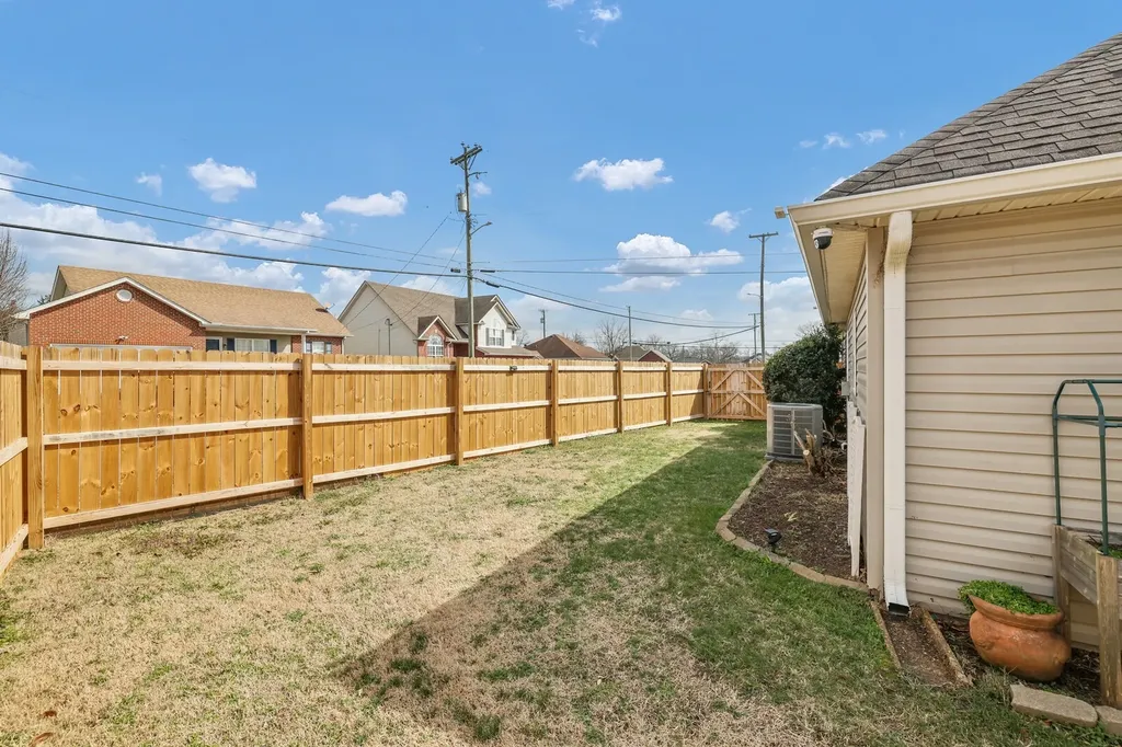 800 Thomas Bay Court Antioch TN 37013