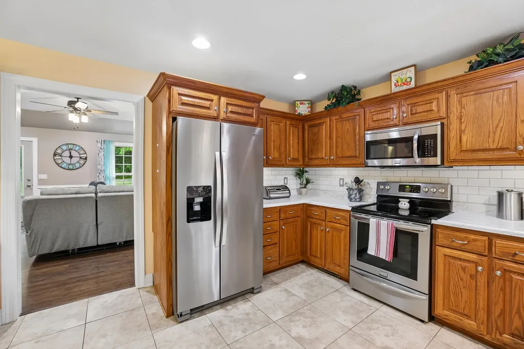 77 Shady Acres Lane Tullahoma TN 37388