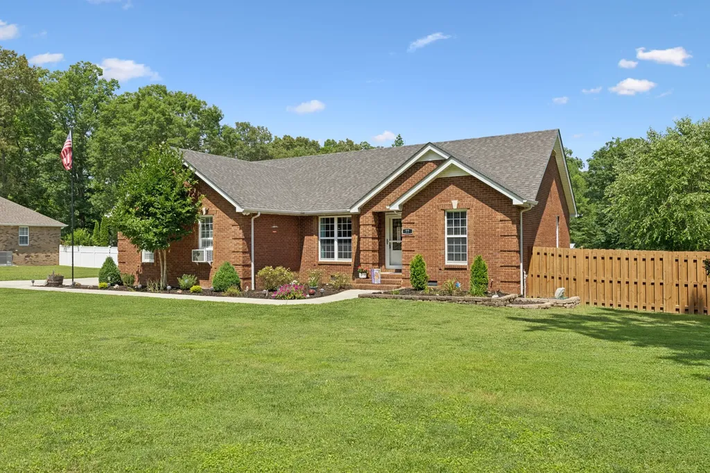 77 Shady Acres Lane Tullahoma TN 37388