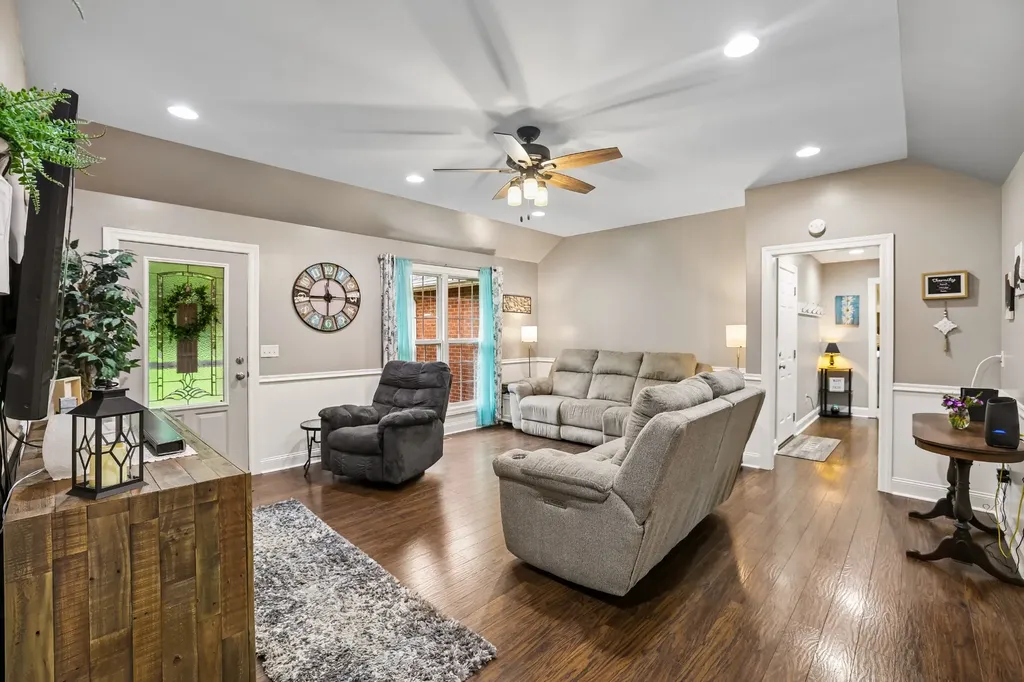 77 Shady Acres Lane Tullahoma TN 37388
