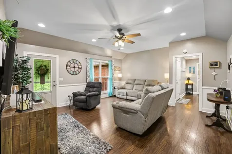 77 Shady Acres Lane Tullahoma TN 37388