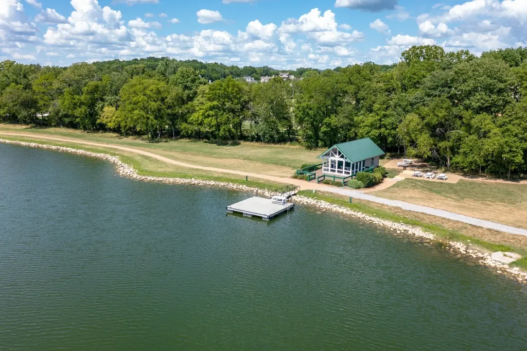 5009 Native Pony Trail College Grove TN 37046