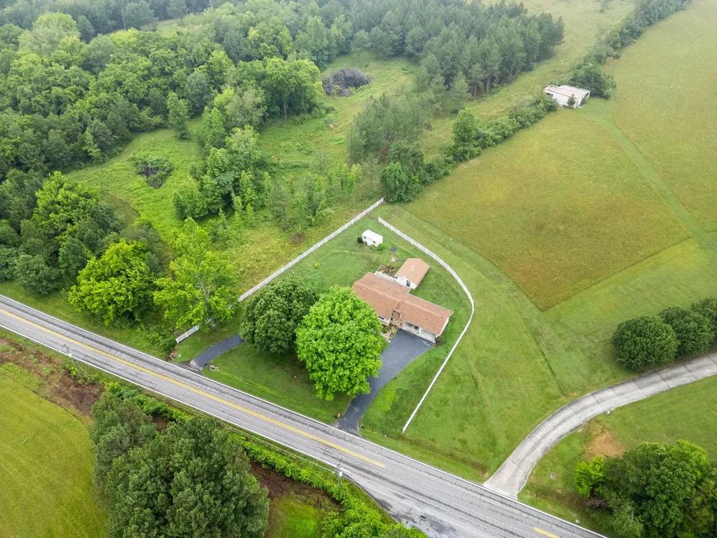 2415 Old Washington Highway Dayton TN 37321