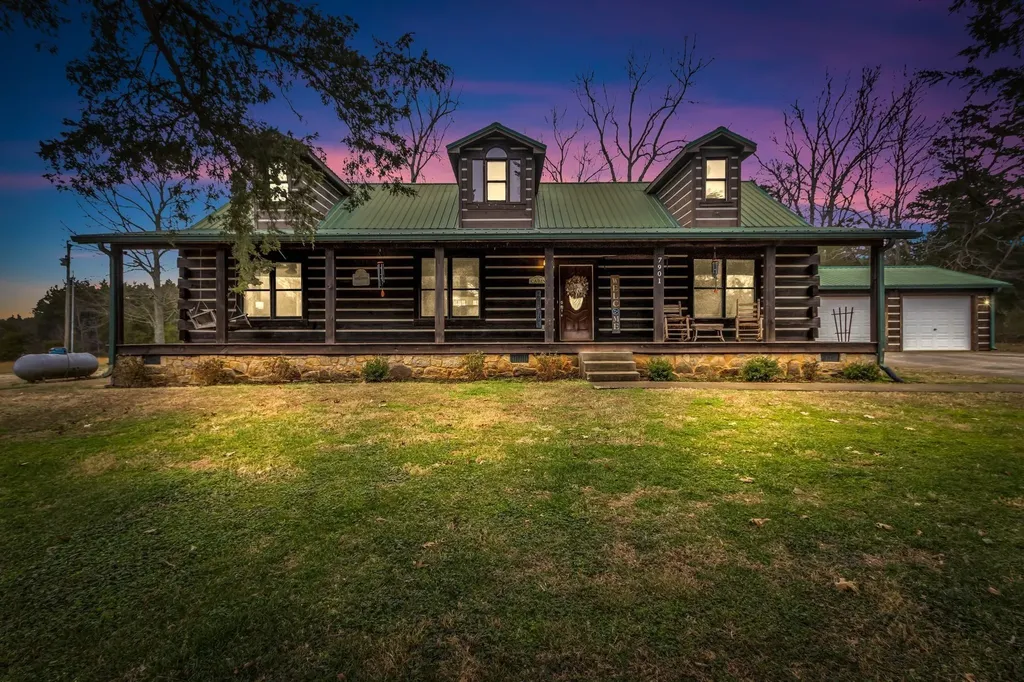 7901 W Buckeye Bottom Road, N Murfreesboro TN 37129