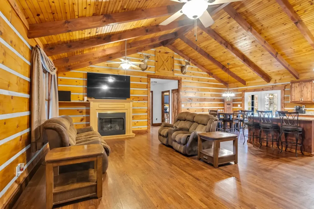 7901 W Buckeye Bottom Road, N Murfreesboro TN 37129
