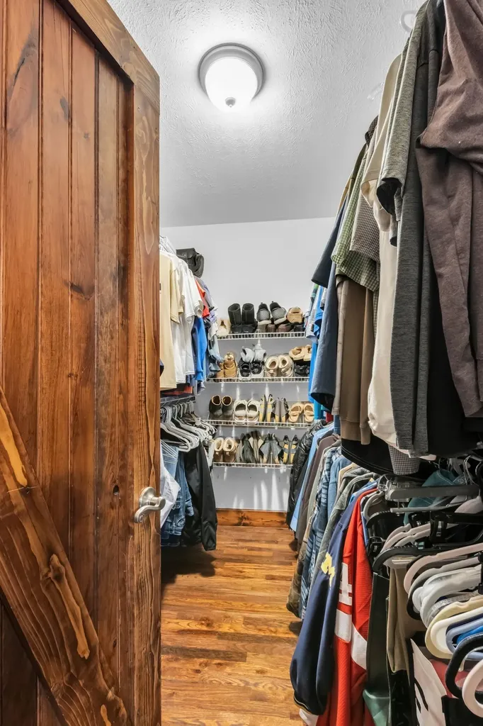 7901 W Buckeye Bottom Road, N Murfreesboro TN 37129