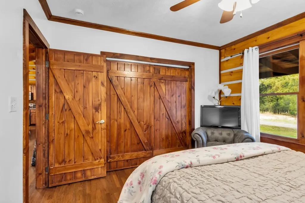 7901 W Buckeye Bottom Road, N Murfreesboro TN 37129