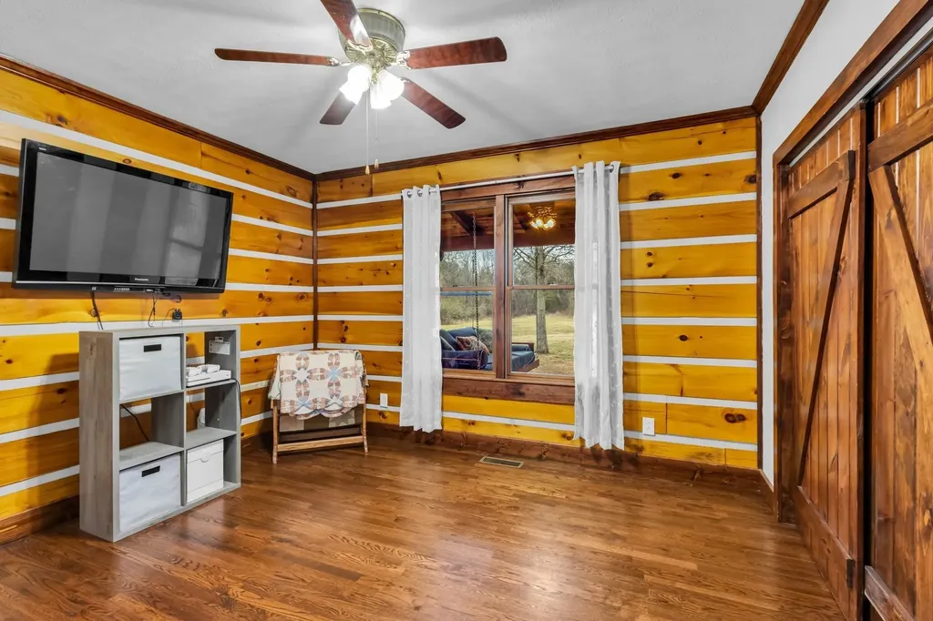 7901 W Buckeye Bottom Road, N Murfreesboro TN 37129