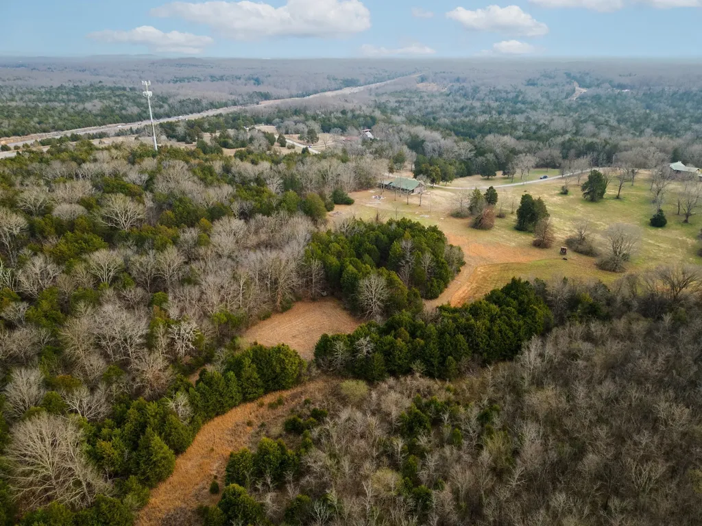 7901 W Buckeye Bottom Road, N Murfreesboro TN 37129