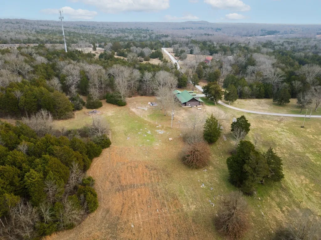 7901 W Buckeye Bottom Road, N Murfreesboro TN 37129