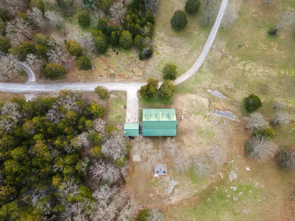 7901 W Buckeye Bottom Road, N Murfreesboro TN 37129