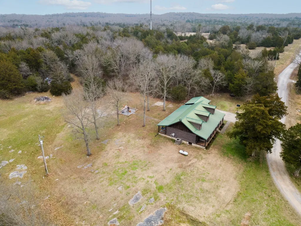 7901 W Buckeye Bottom Road, N Murfreesboro TN 37129