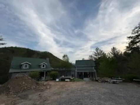 1243 Carrs Creek Road Townsend TN 37882