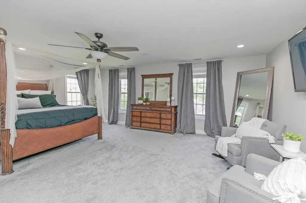 7144 Hall Road Greenbrier TN 37073