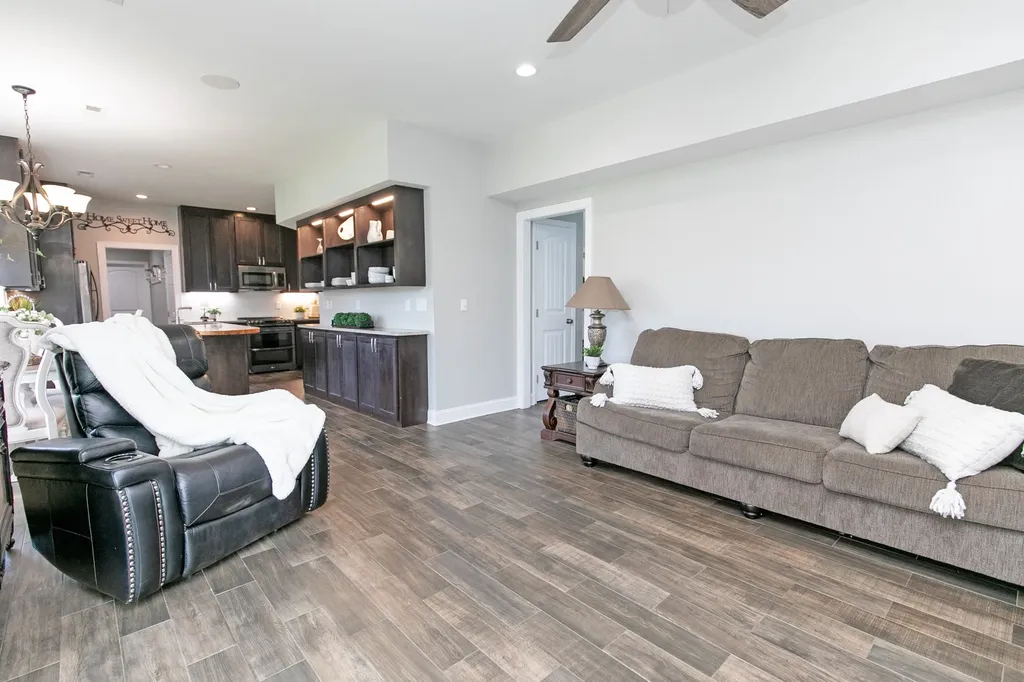 7144 Hall Road Greenbrier TN 37073