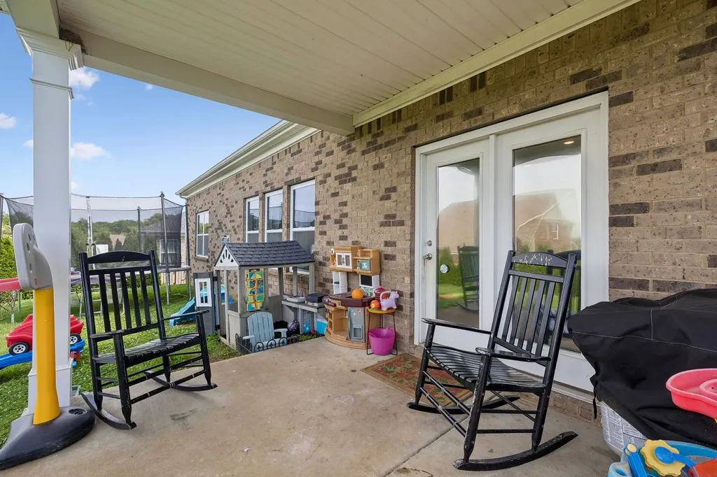 9003 Lockeland Drive Spring Hill TN 37174