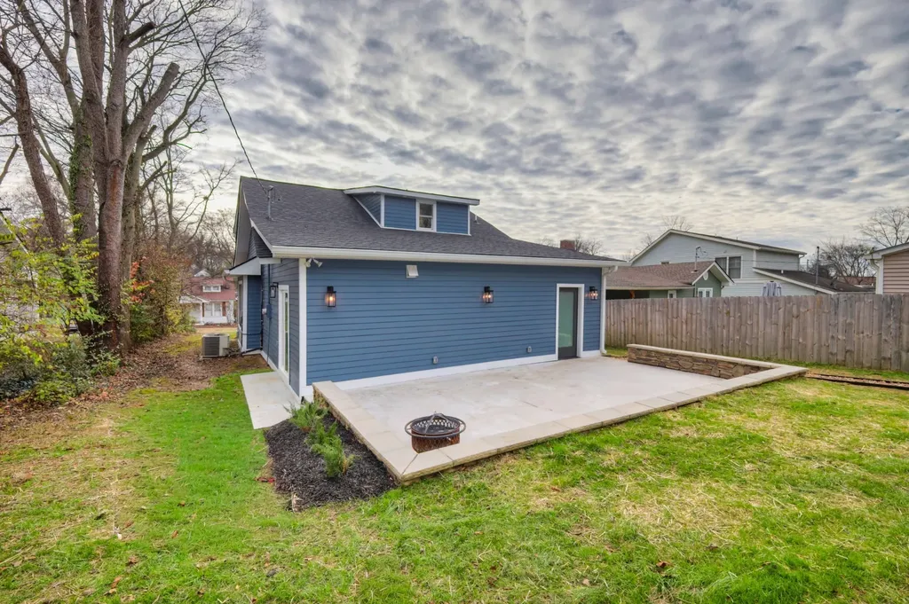 1129 Sharpe Avenue Nashville TN 37206