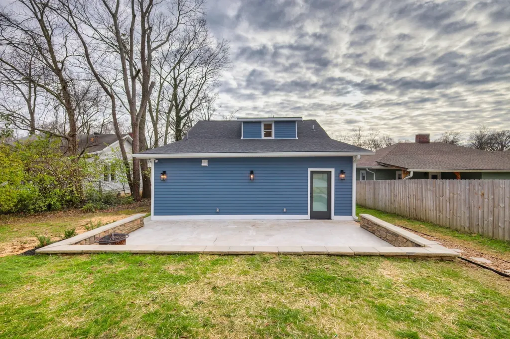 1129 Sharpe Avenue Nashville TN 37206