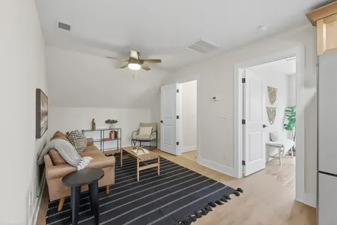 1129 Sharpe Avenue Nashville TN 37206