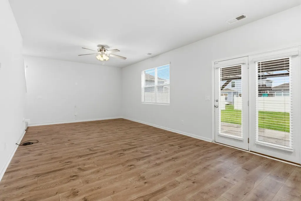 7354 Sunny Parks Drive White House TN 37188