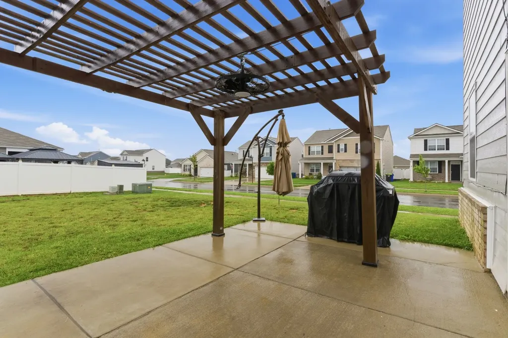 7354 Sunny Parks Drive White House TN 37188