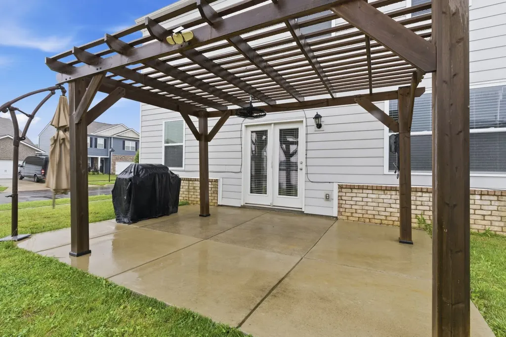 7354 Sunny Parks Drive White House TN 37188