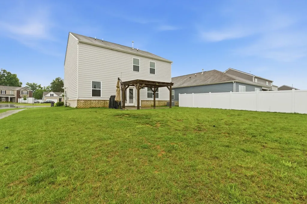 7354 Sunny Parks Drive White House TN 37188
