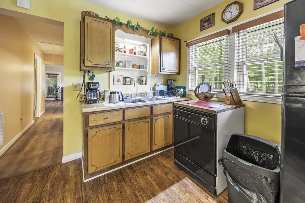 8988 Old Tullahoma Road Estill Springs TN 37330