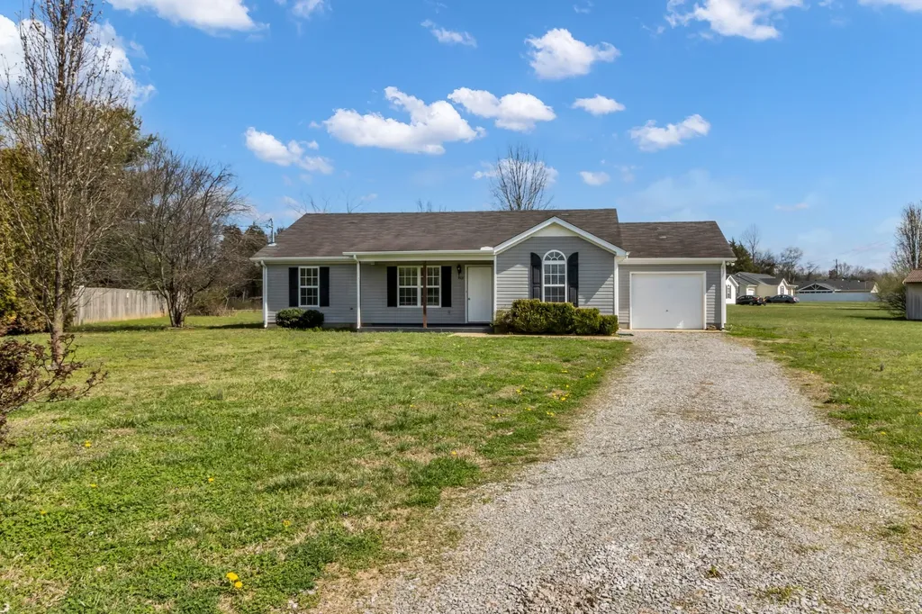 406 Silver Lakes Court Murfreesboro TN 37130
