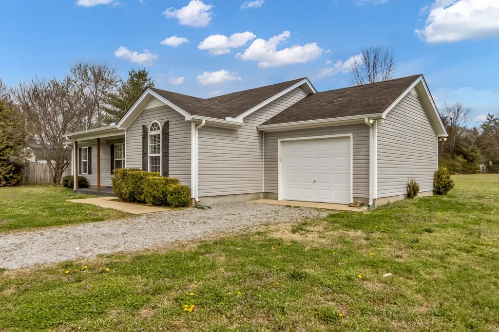 406 Silver Lakes Court Murfreesboro TN 37130