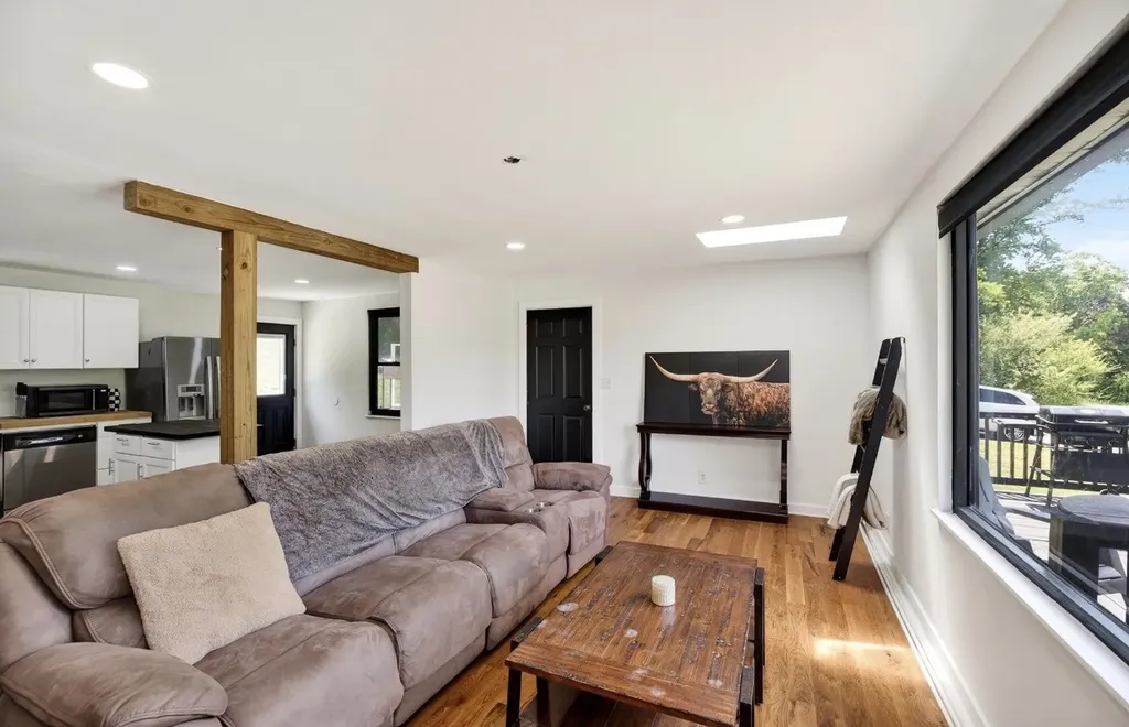 4748 Eatons Creek Road NW Nashville TN 37218
